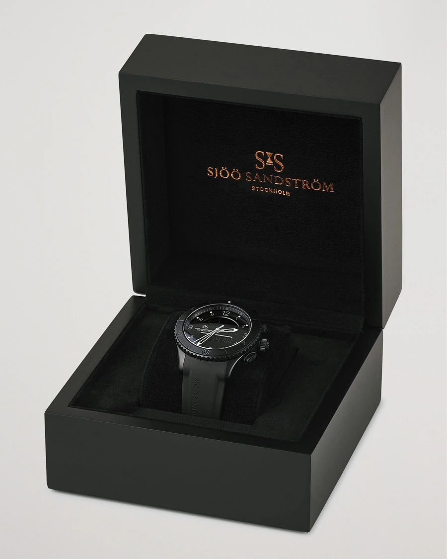 Sjoo Sandstrom UTC Skydiver Black Night/ Black Rubber - 44.2mm 020364