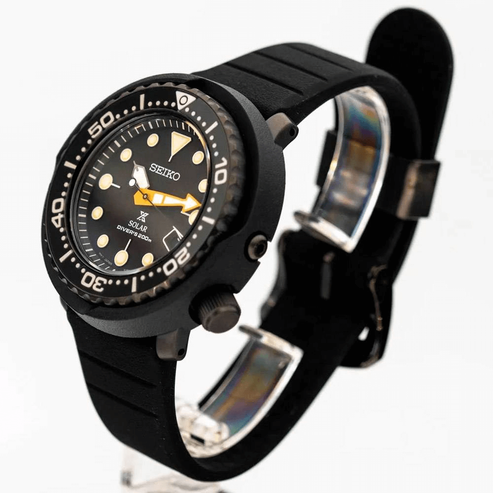 Seiko Prospex Mens Solar Diver L/E Black/Black D200m 46.7mm SNE577P